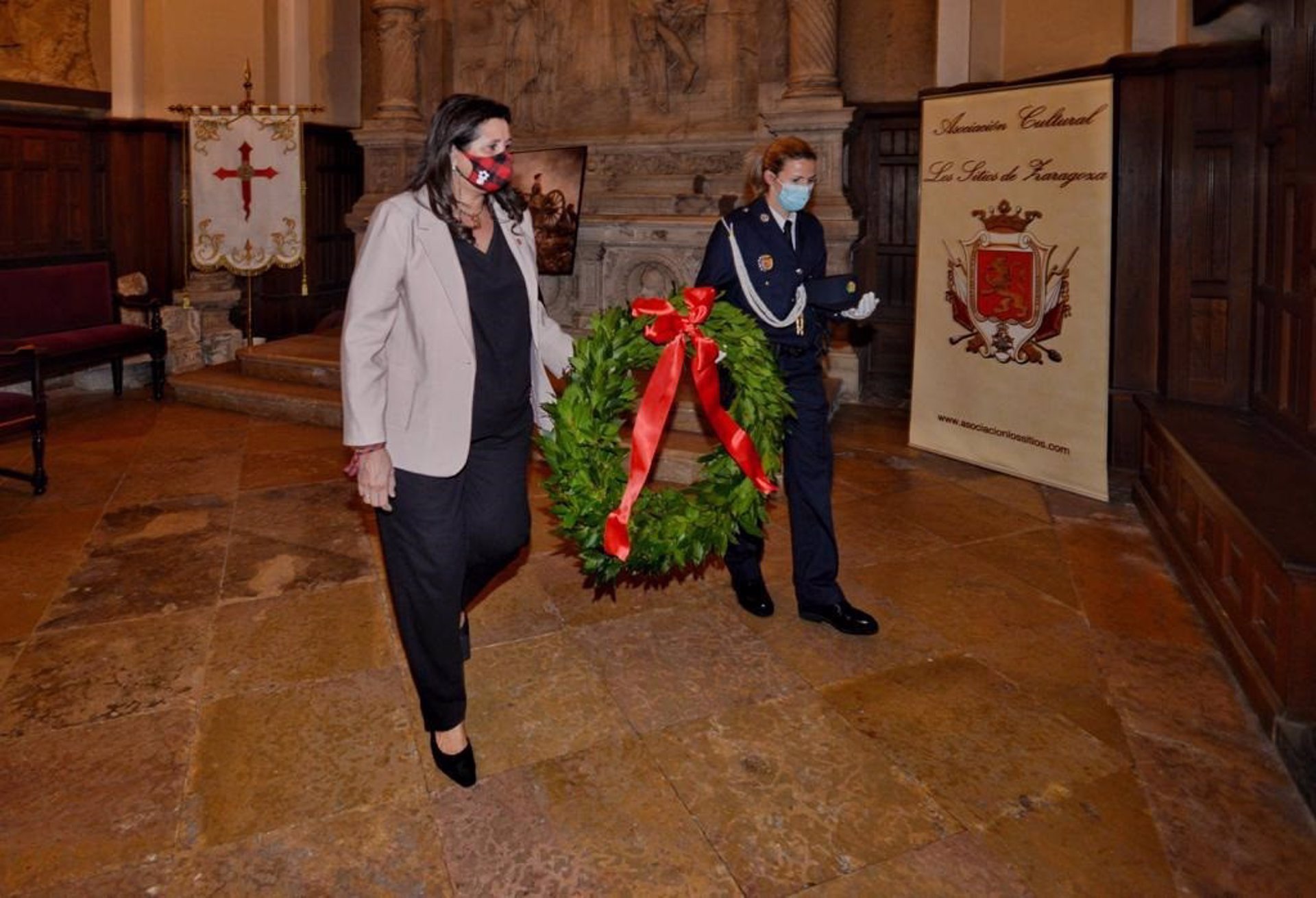 Las zaragozanas son homenajeadas en el acto conmemorativo en recuerdo a las heroínas de Los Sitios.