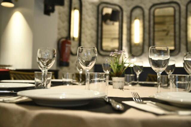 Coronavirus.- Zaragoza.- Los hosteleros esperan poder desarrollar banquetes y eventos con normalidad los próximos meses