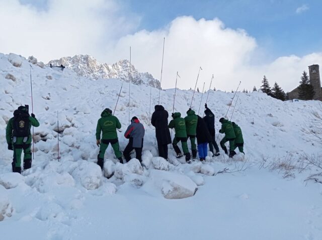 Sucesos.- La Guardia Civil encuentra en las inmediaciones de Formigal el cuerpo sin vida de un joven